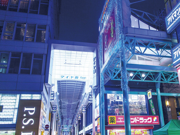 Surrounding environment. Kichijoji diamond district (about 550m)