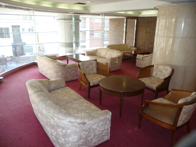 lobby. Resident is available lobby