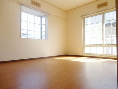 Living and room. Western-style 6 Pledge