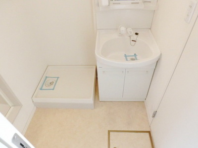 Washroom. Wash dressing room