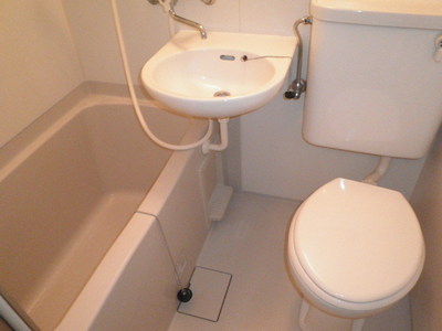 Bath. Unit bus (beautiful)