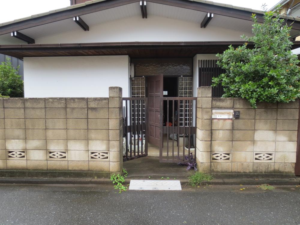 Local land photo. Local (11 May 2013) Shooting