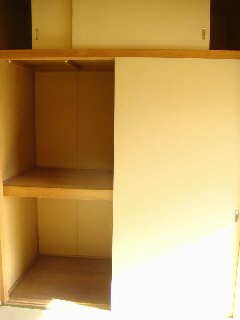 Receipt. Storage of closet size