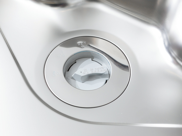 Kitchen.  [disposer] Crushing the garbage ・ Decomposed, Standard equipped with a disposer that flow to the processing layer. It saves also time of garbage disposal.  ※ Depending on the type of garbage you may not be able to process.