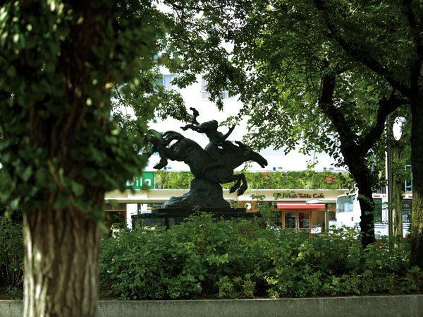 Surrounding environment. Mitaka Station