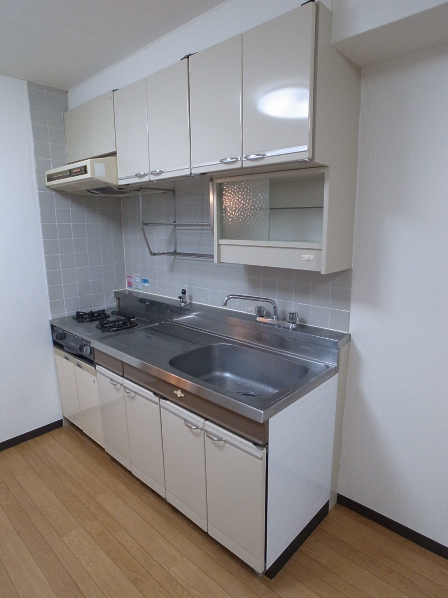 Kitchen. Housed plenty of wide system Kitchen