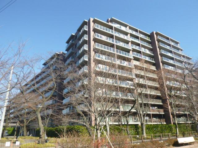 Local appearance photo. Local (12 May 2013) Shooting