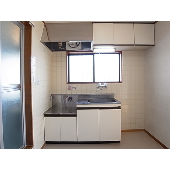 Other. Two-burner gas stove installation Allowed