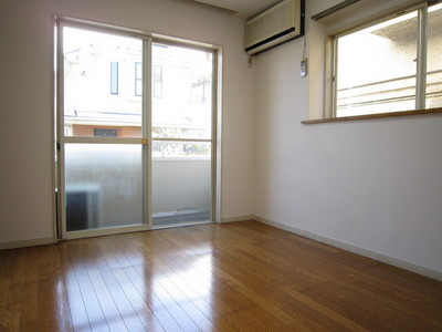 Other room space.  ☆ Flooring 6 Pledge 2 sided lighting ☆ 