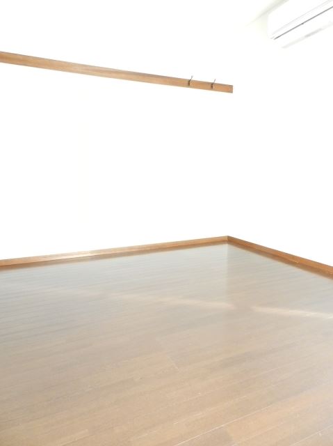 Living and room. It is a bright living room