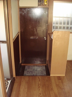 Entrance. It is entrance!