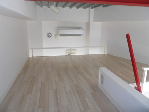 Other room space. loft ・ (8.39 square meters ・ About 5 Pledge)