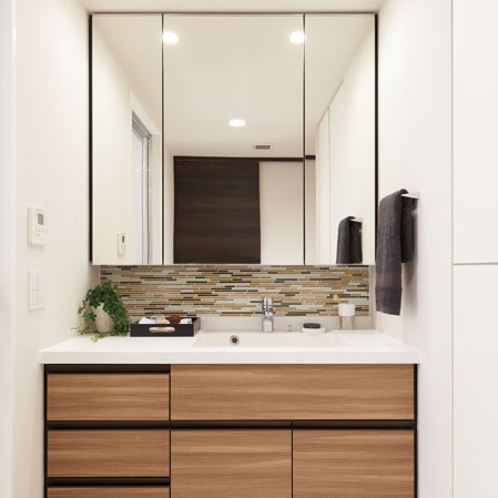 Bathing-wash room.  [bathroom] Elegant, Directing full of clear space.