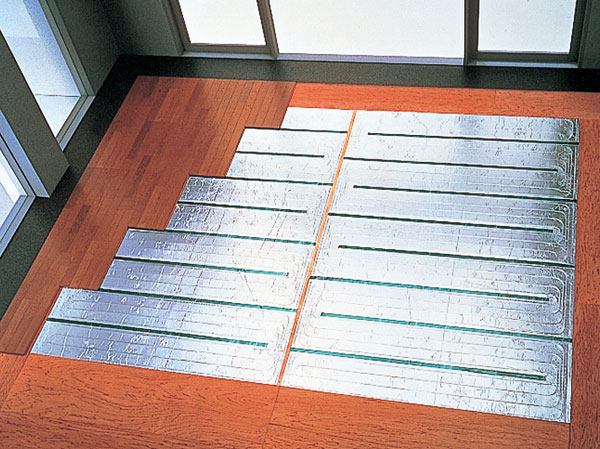 Other.  [Gas hot water floor heating] Warm gently the entire room from the feet, Mai-up of the dust is also not healthy heating by hot air. (Same specifications)