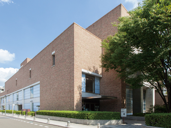 Surrounding environment. Central Library (about 300m from local ・ 4-minute walk)