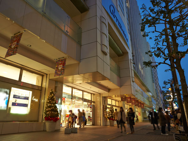 Surrounding environment. Tokyu Department Store (about than local 1660m ・ About 7 minutes by bicycle)