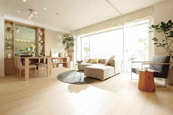 Other. Fewer columns and beams type, Clean open living and dining. Then insert rich light from a wide sash (Photo: Model Room W78b type (pre-sale))