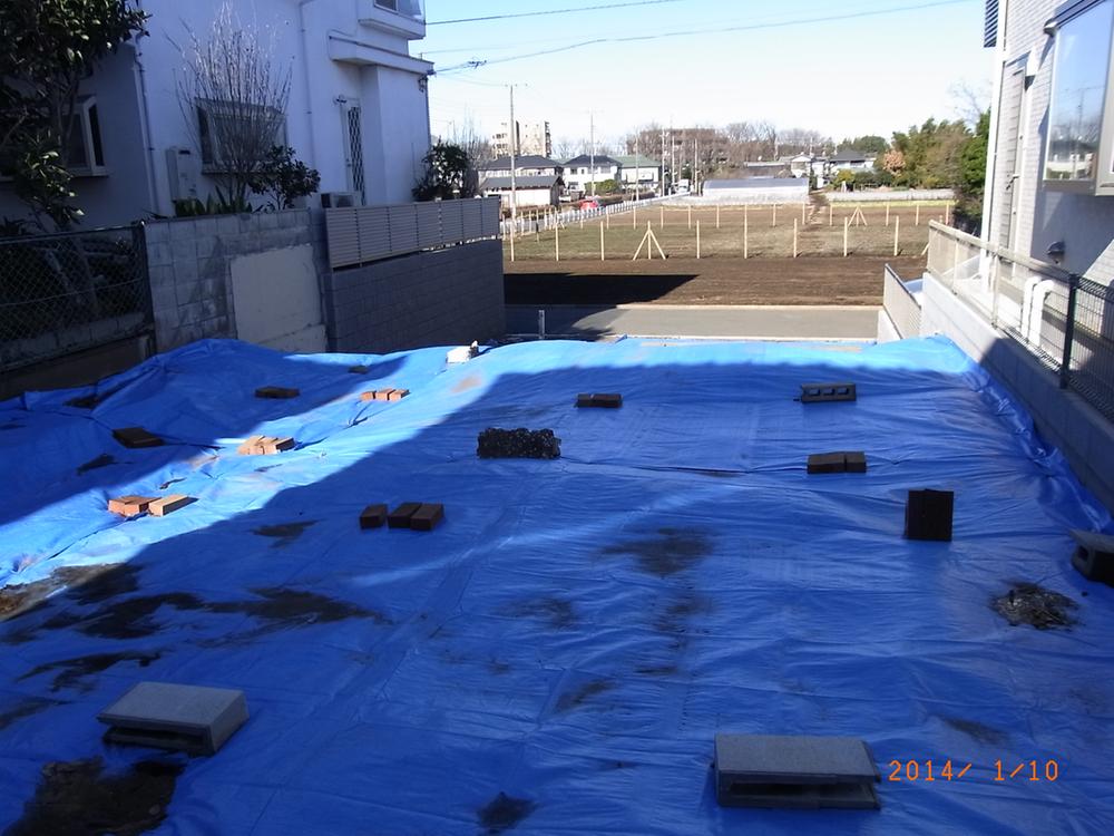 Local photos, including front road. Local (January 2014) Shooting