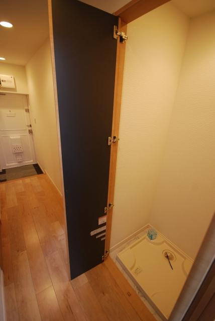 Other. Washing machine Storage