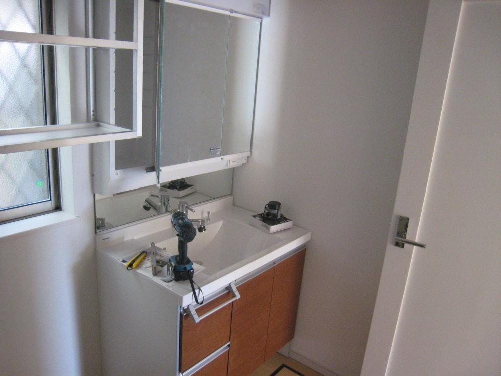 Same specifications photos (Other introspection). Easy-to-use wash basin which is arranged in the space with a space. (Example of construction)