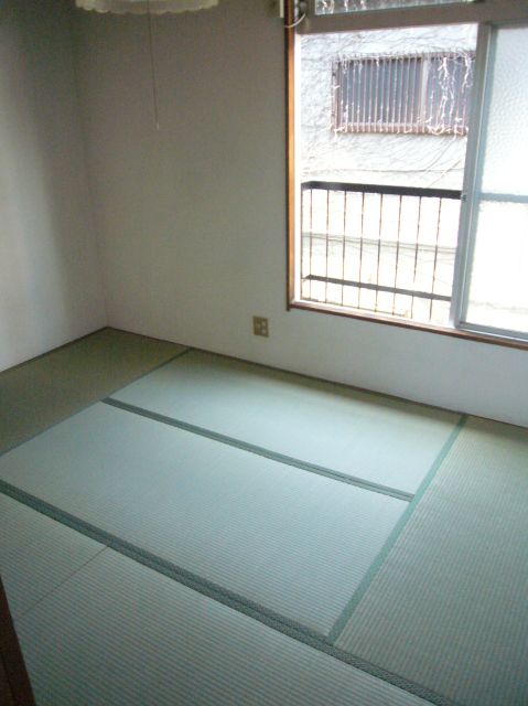 Living and room. South-facing room. 