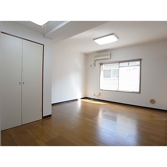 Other room space. room Day good