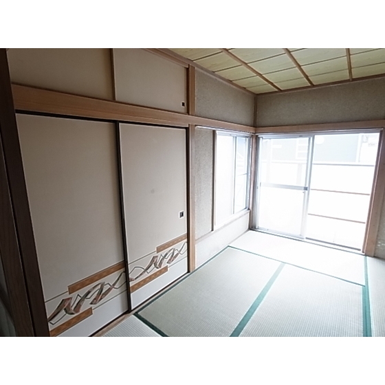 Living and room. Good Japanese-style 6 quires per yang