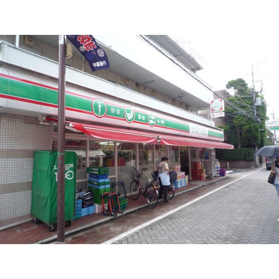 Convenience store. Lawson Store 100 260m up (convenience store)