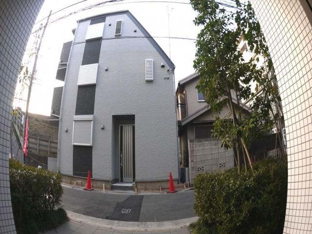 Local appearance photo