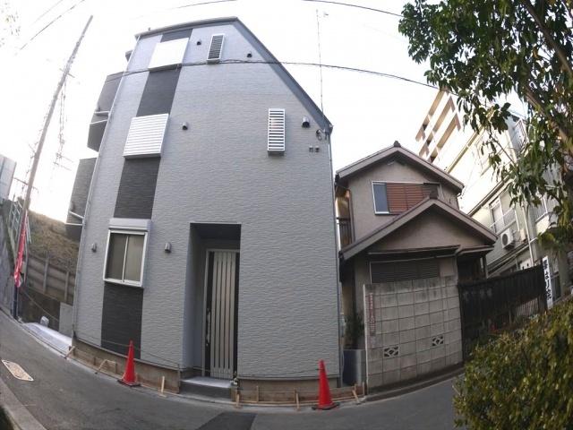 Local appearance photo