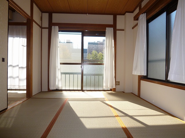 Living and room. Two-sided lighting! !  A bright room! ! 