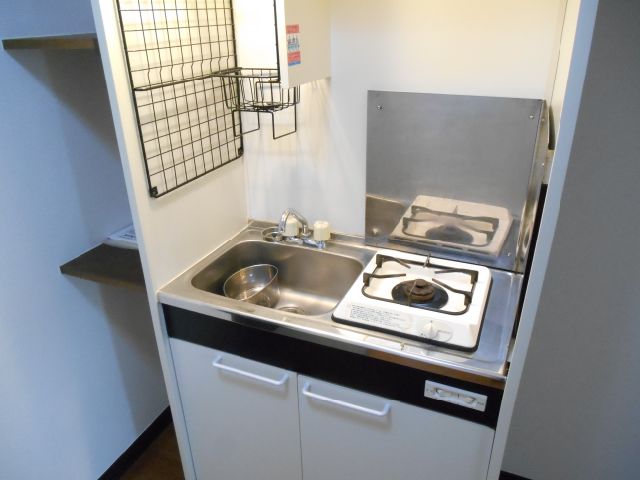 Kitchen. With gas stove