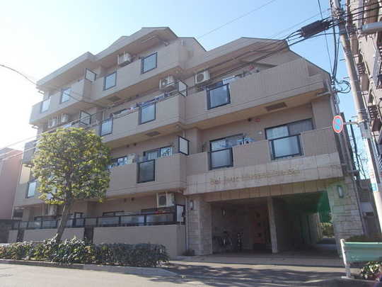 Local appearance photo