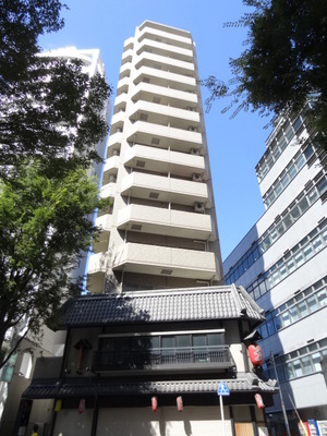 Building appearance. Kichijoji Station south exit 4-minute walk