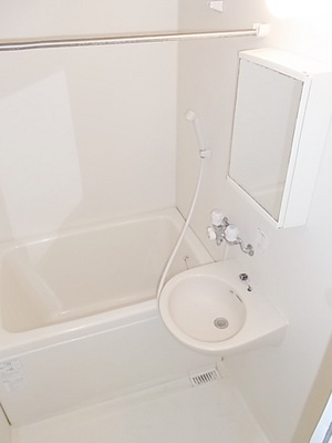 Bath. bus ・ Restroom