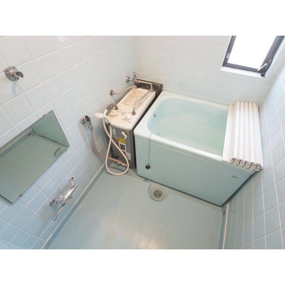 Bath. Bathing of balance kettle