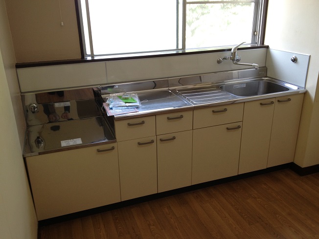 Kitchen. ☆ Large kitchen ☆