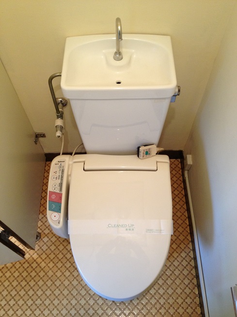 Toilet. ☆ Bidet ☆