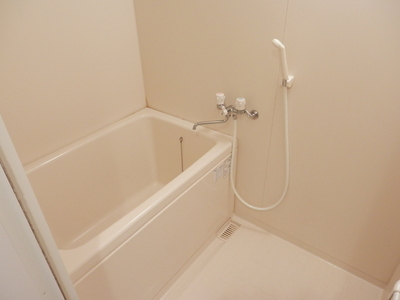 Bath. ◆ bathroom ◆