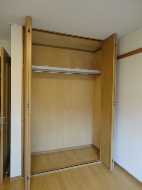 Receipt. Popular closet!