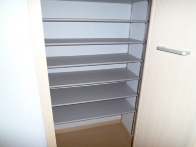 Receipt. I will enter a lot of shoes