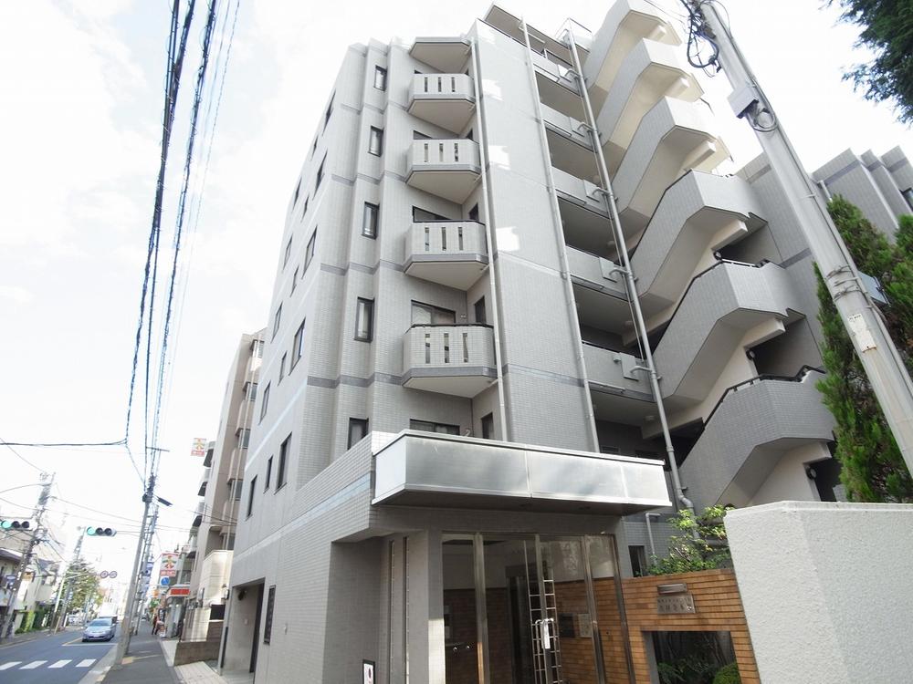 Local appearance photo