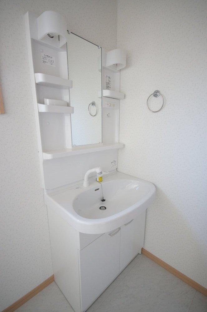 Same specifications photos (Other introspection). It can also be fashionable directing grooming, There is also a storage capacity, It is the washstand that combines practicality. (Example of construction)
