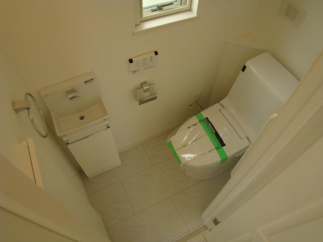 Same specifications photos (Other introspection). Same specifications