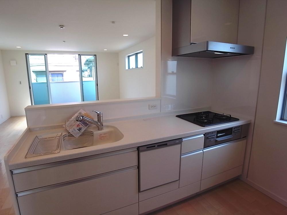 Same specifications photo (kitchen). Kitchen construction cases