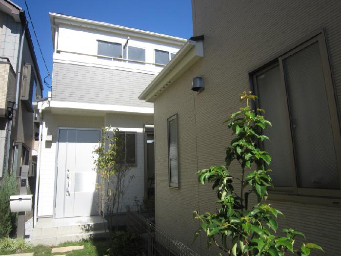 Local appearance photo. Local (10 May 2013) Shooting