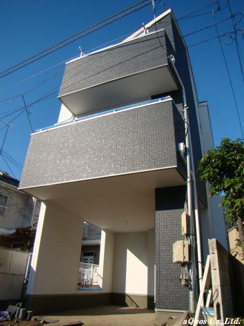 Local appearance photo. Local (11 May 2013) Shooting