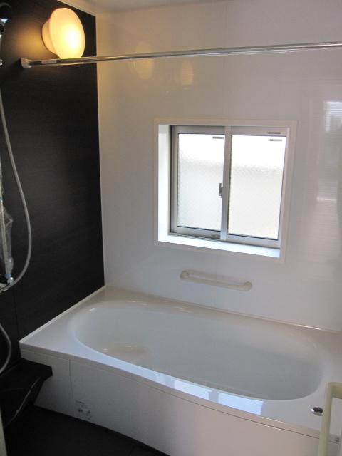 Bathroom. Indoor (12 May 2013) Shooting