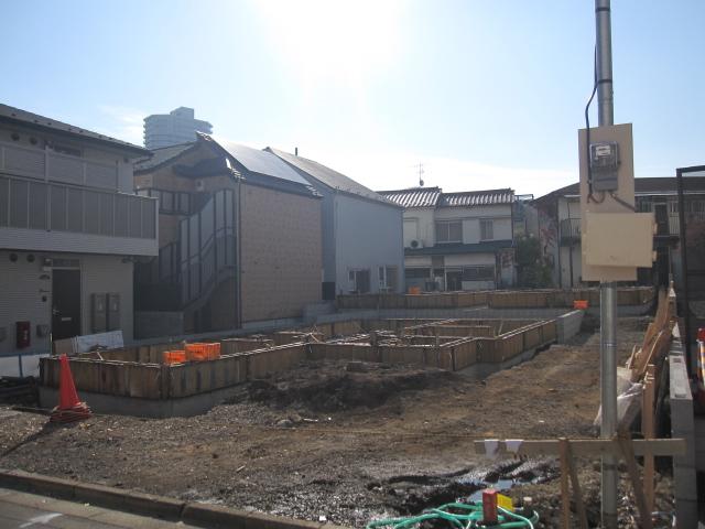 Local appearance photo. Local (11 May 2013) Shooting