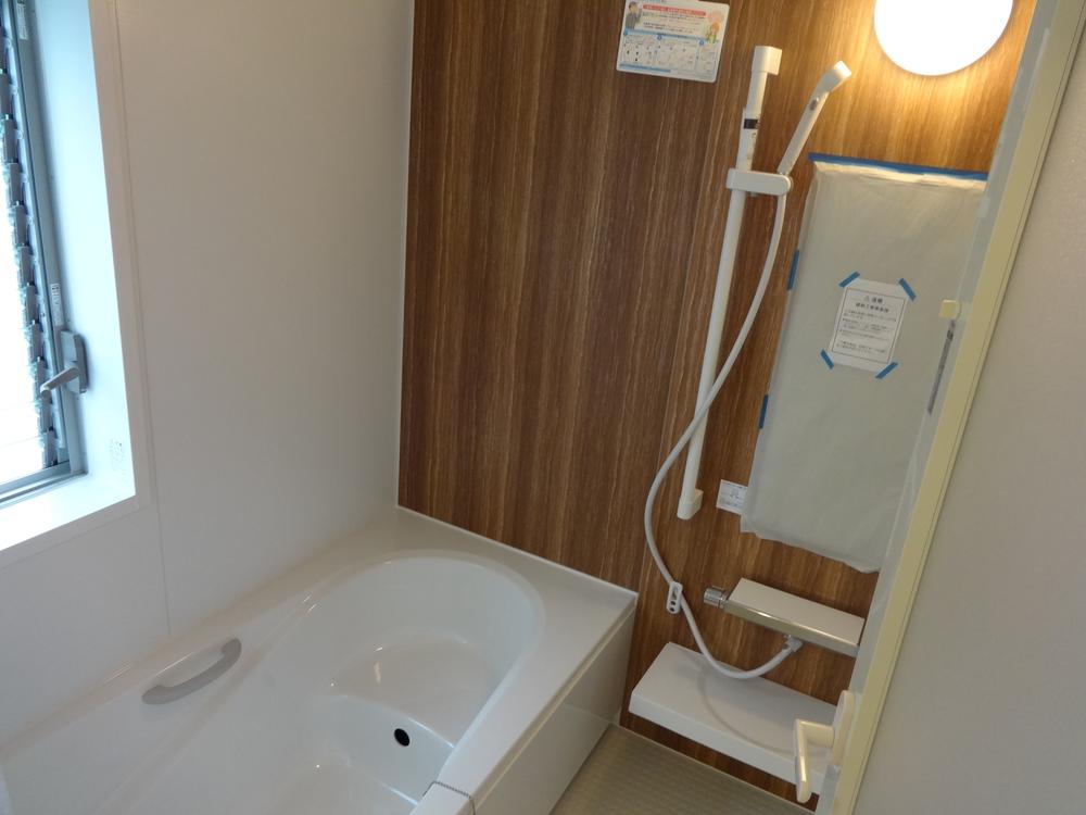 Bathroom. Indoor (11 May 2013) Shooting